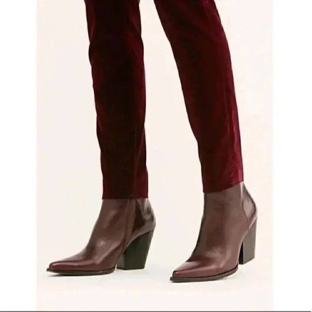 NEW Jeffrey Campbell Flynn Ankle Boots Size US7 - Picture 4 of 6